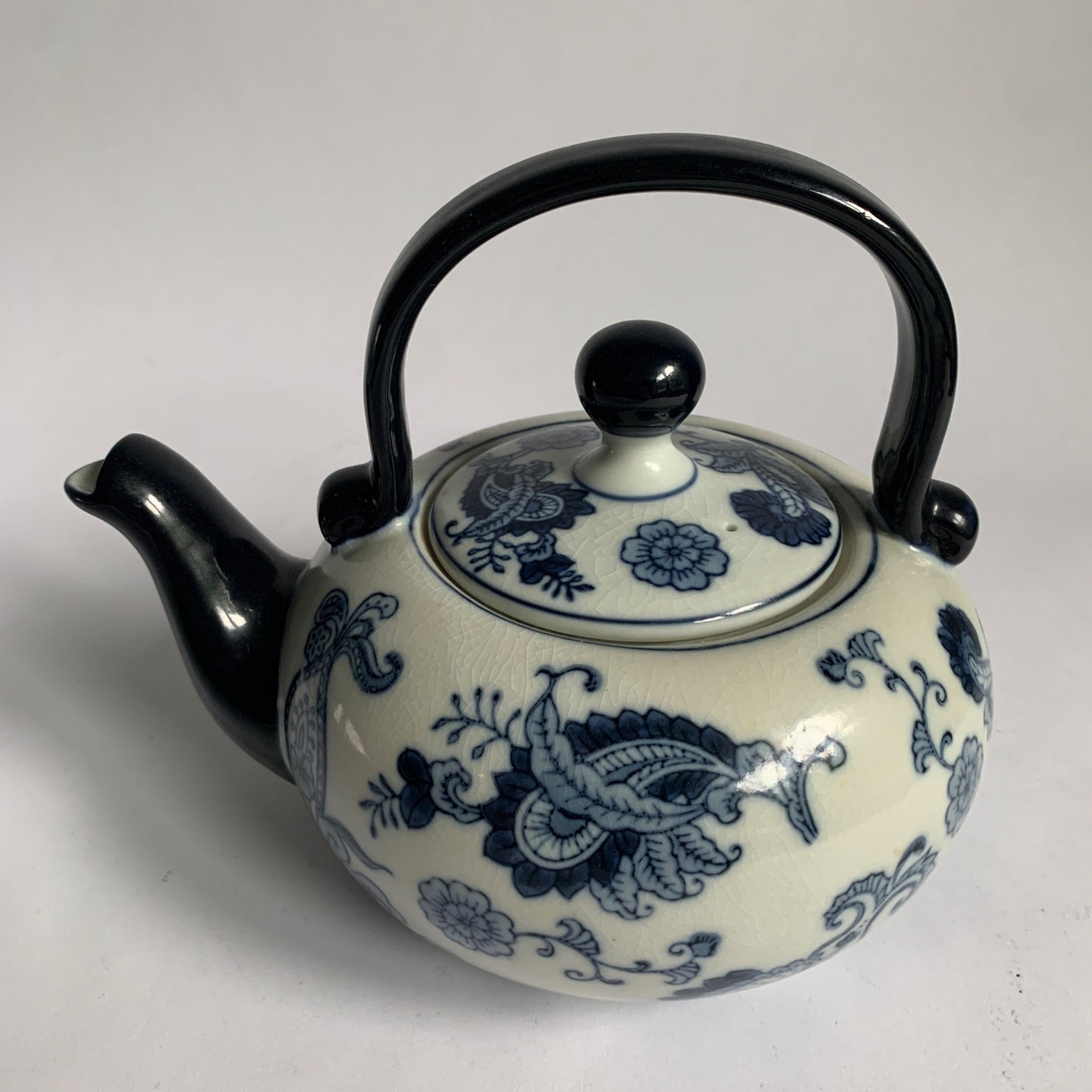 Pier 1 One Imports White Blue Paisley Floral Teapot 4 Cups