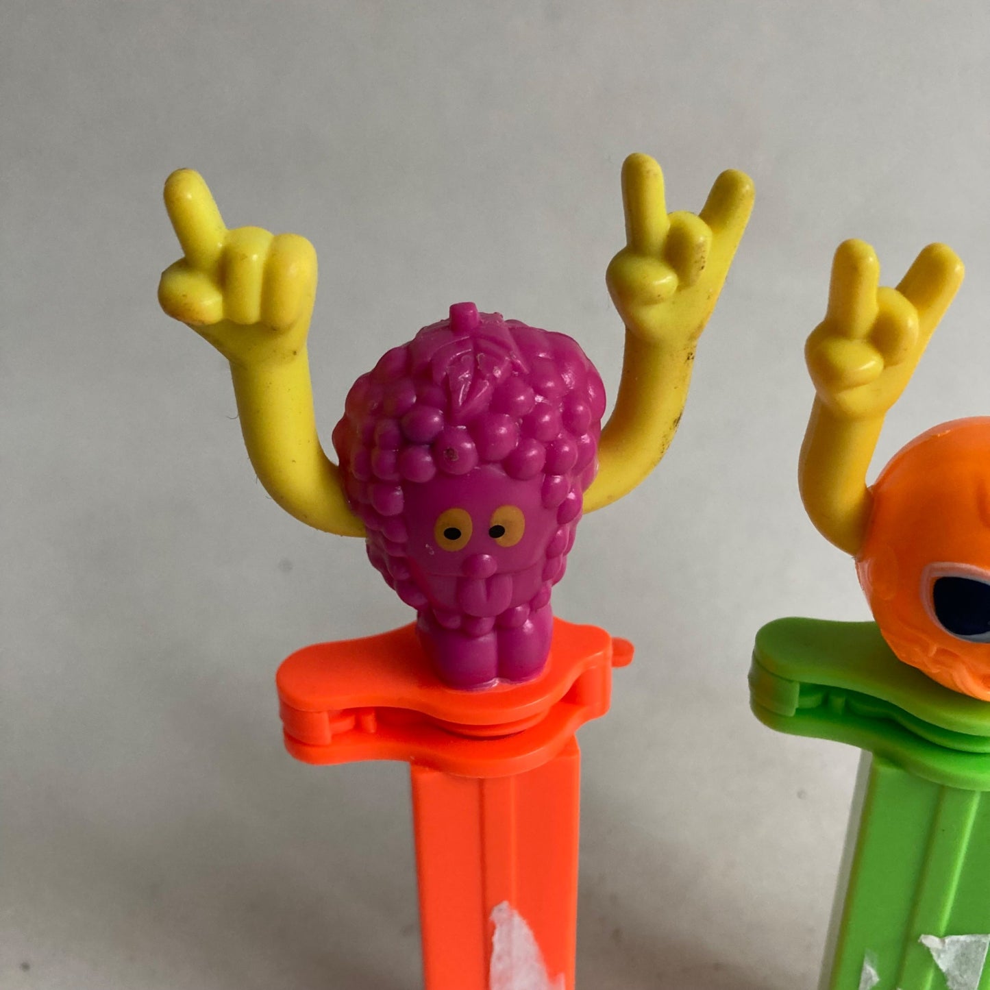 Lot 3- 1994 Albert Fun Flips Candy Dispensers Neon LIKE PEZ