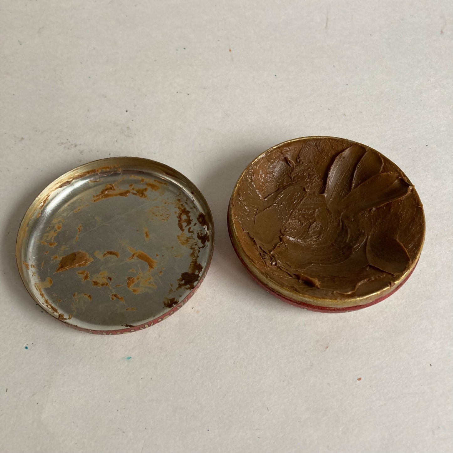 Vintage Dr. Hobson's ECZEMA OINTMENT Tin No. 127 HAS SOME PRODUCT!