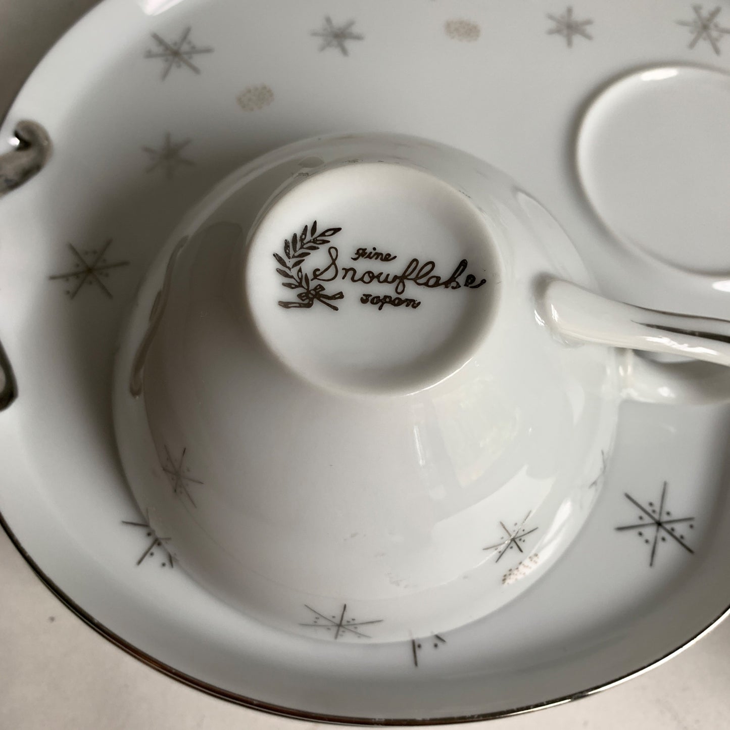Vintage MCM Atomic Fine Snowflake Japan Stacking Plates and Mugs