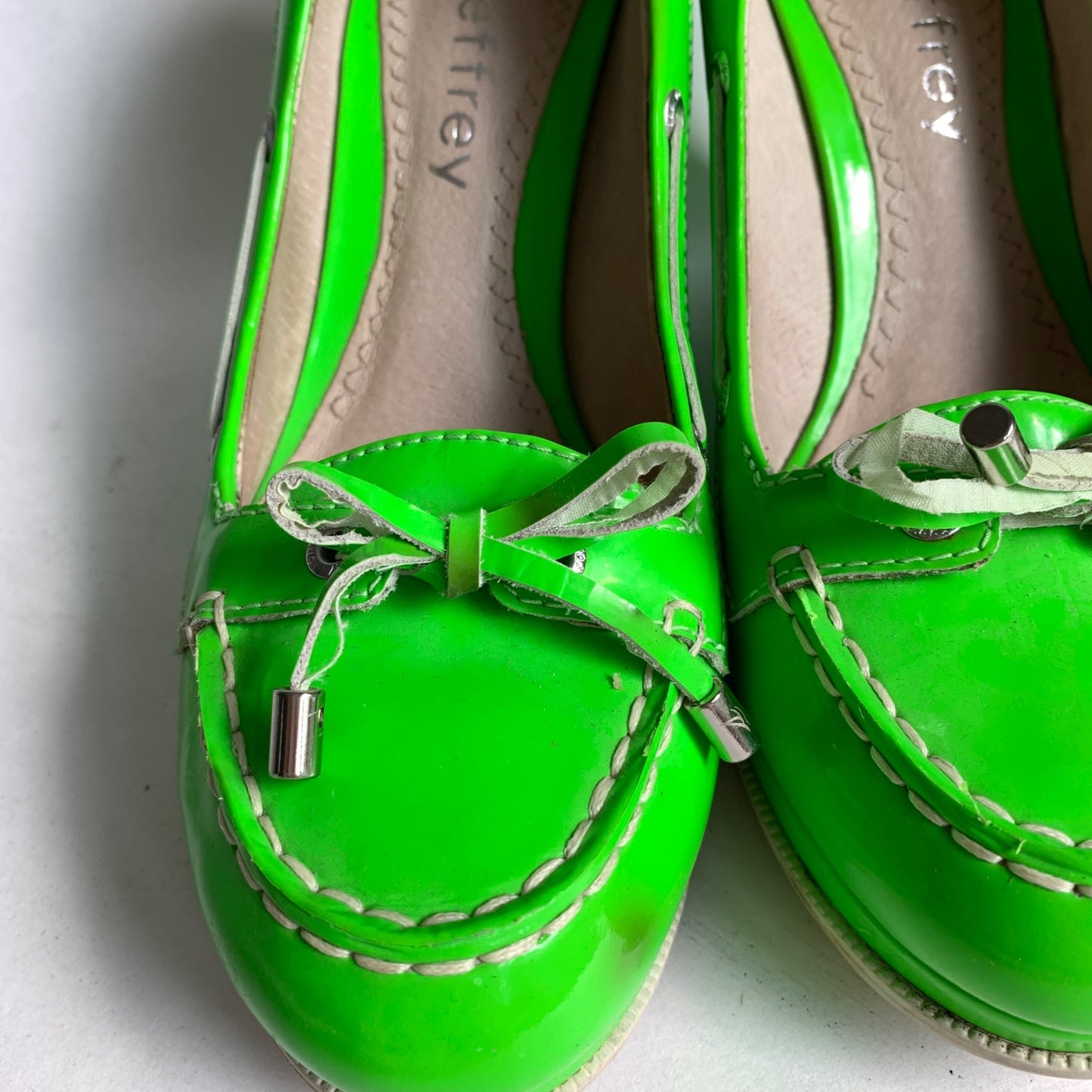 Sperry Top Sider Jeffrey Neon Green Wedge Pumps Size 9M