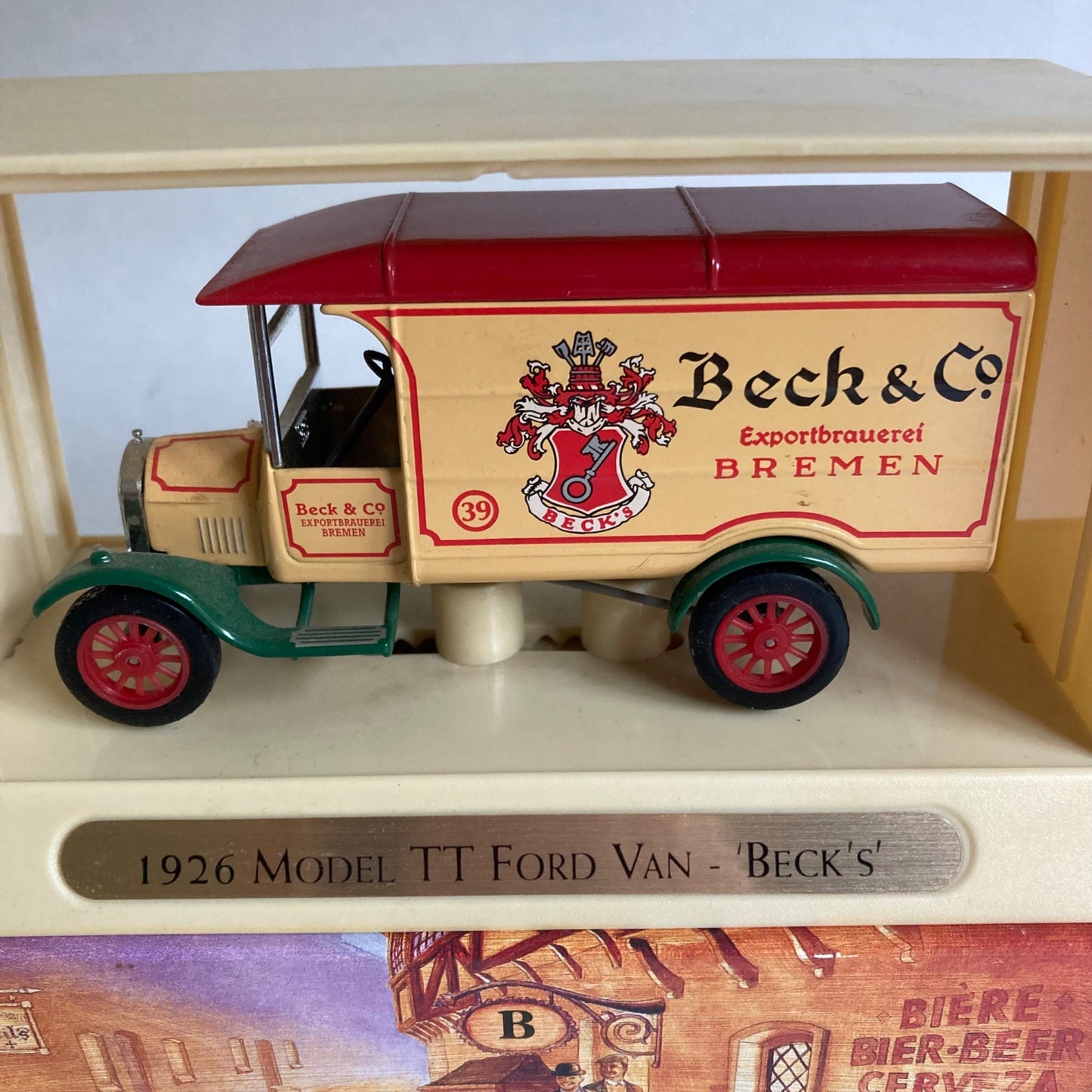 Matchbox Models of Yesteryear 1926 Model TT Ford Van Becks Beer Truck w/ Box