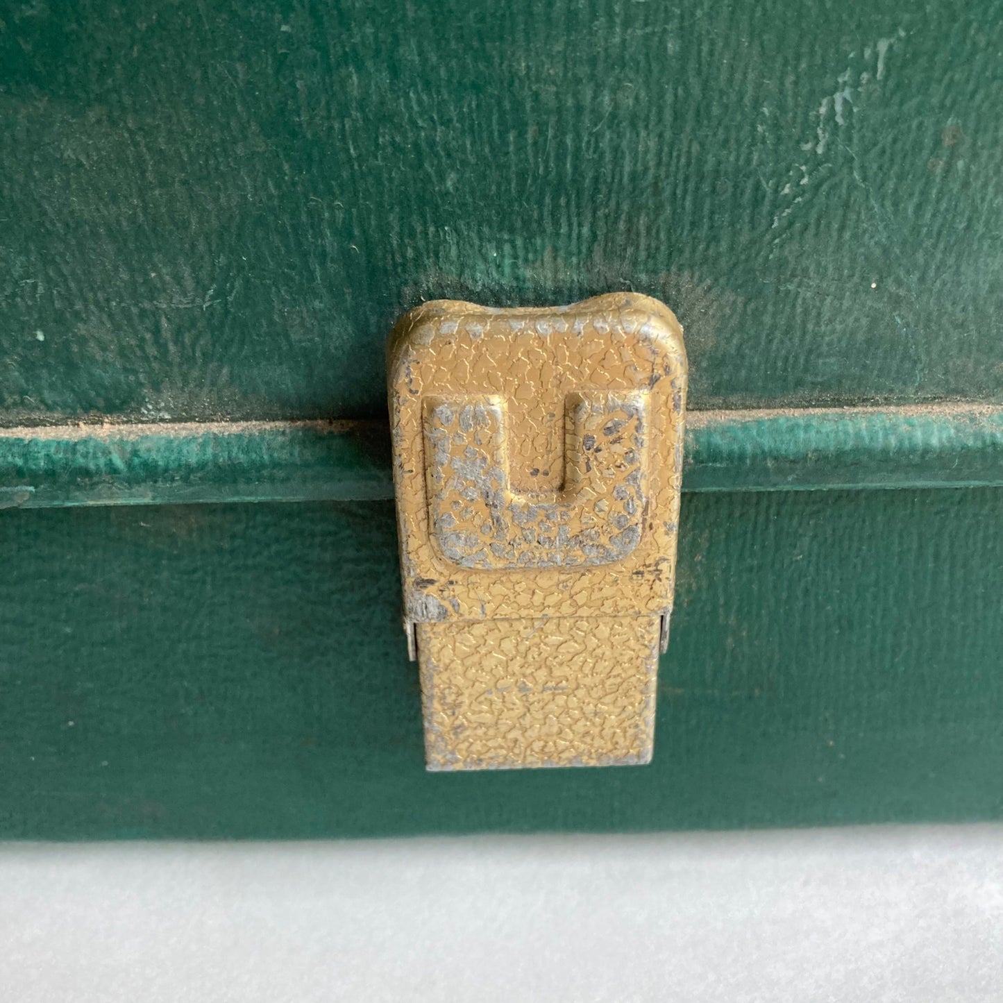 Vintage Umco Model 103U Fishing Tackle Box