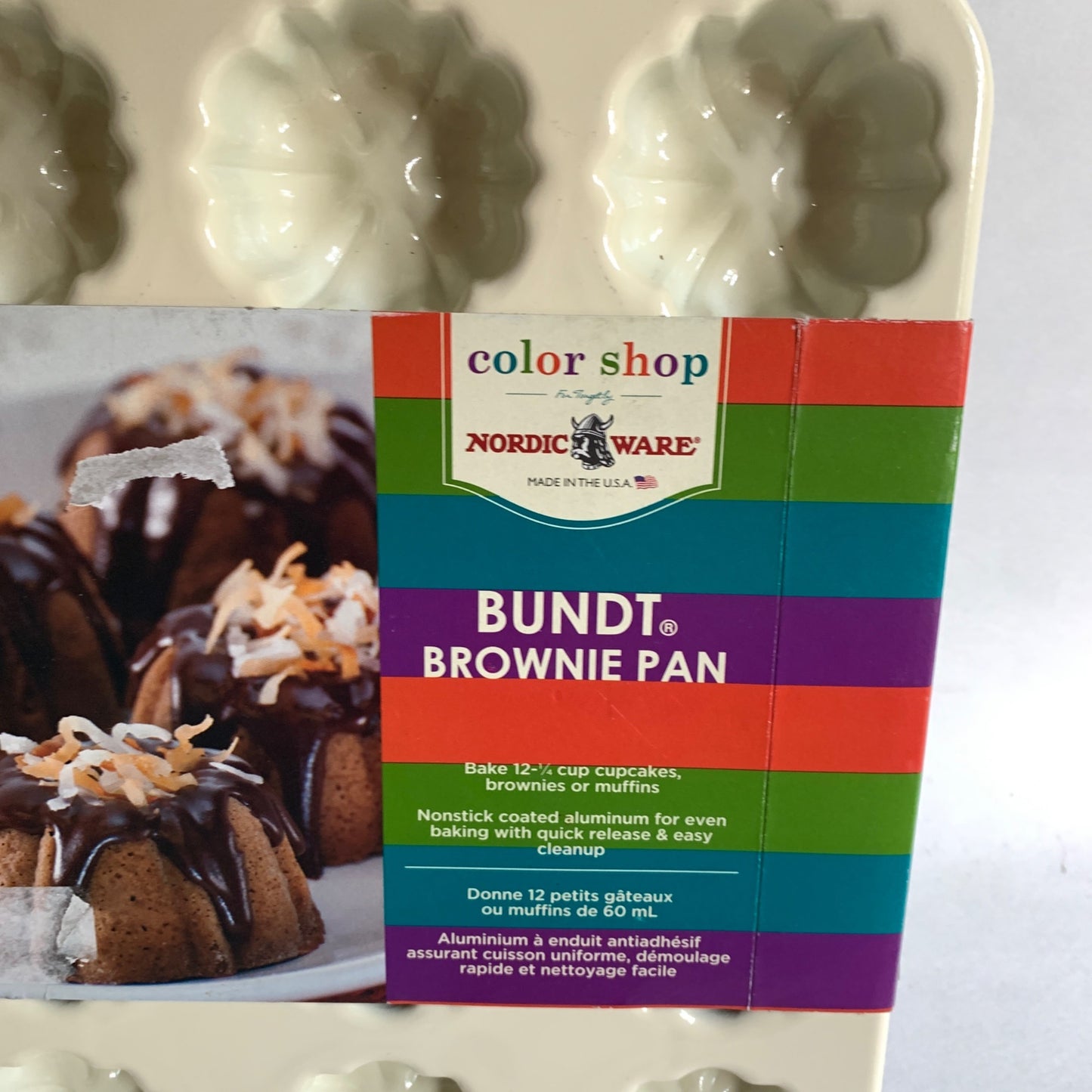 Nordic Ware Color Shop Bundt Brownie Pan Teal White