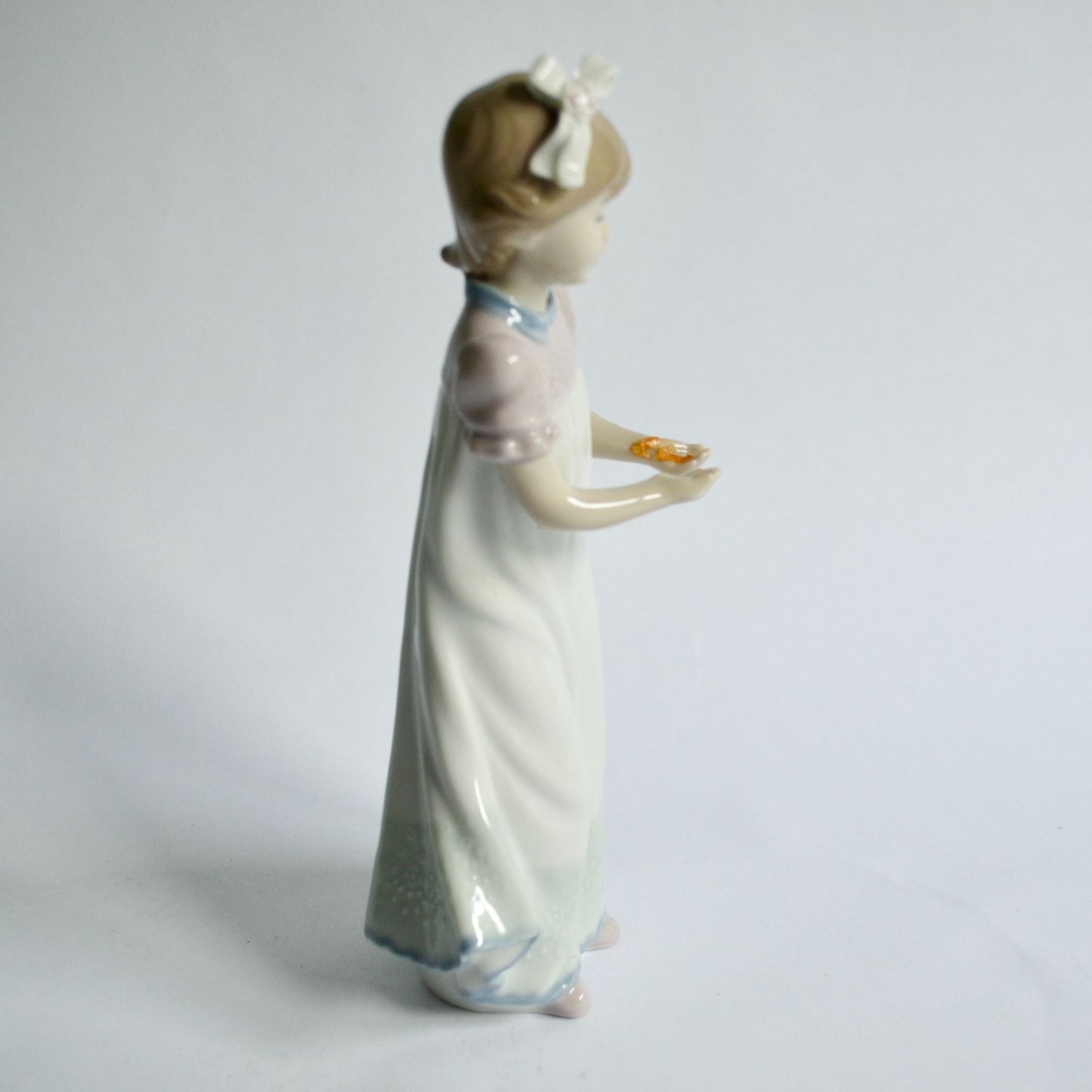 Lladro Happy Birthday Girl 5429 READ