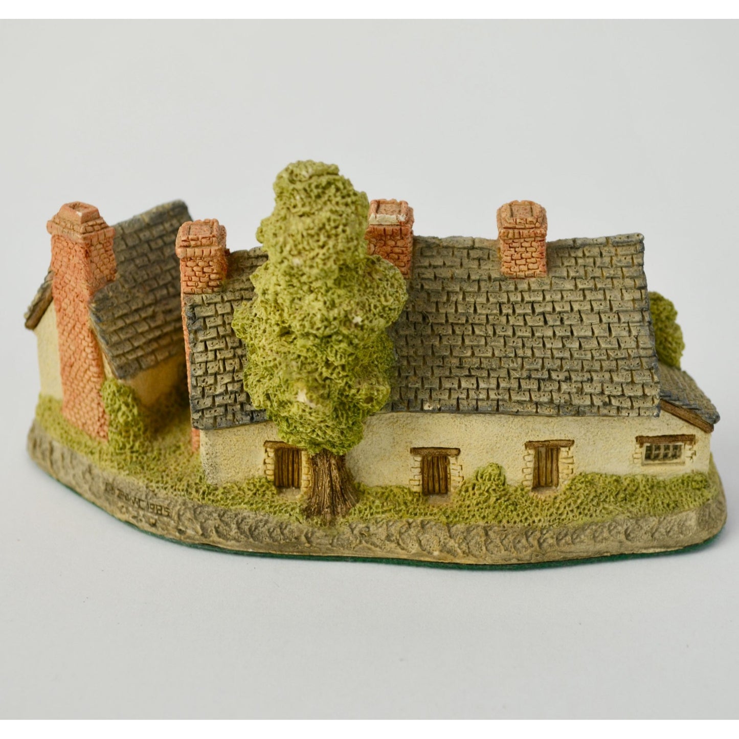 David Winter Cottages Ivy Moorland Craftsmens Lot of 3 with COA's