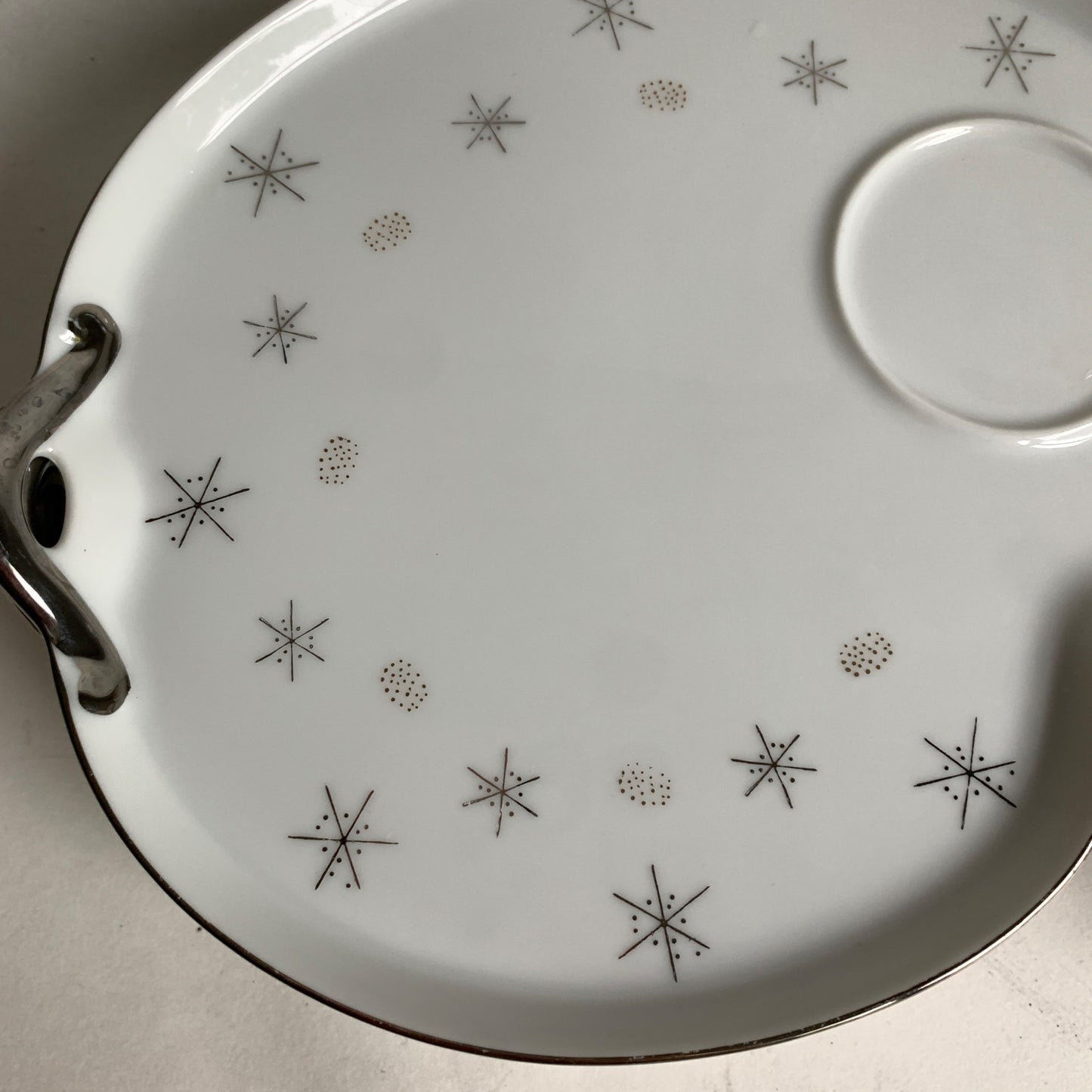 Vintage MCM Atomic Fine Snowflake Japan Stacking Plates and Mugs