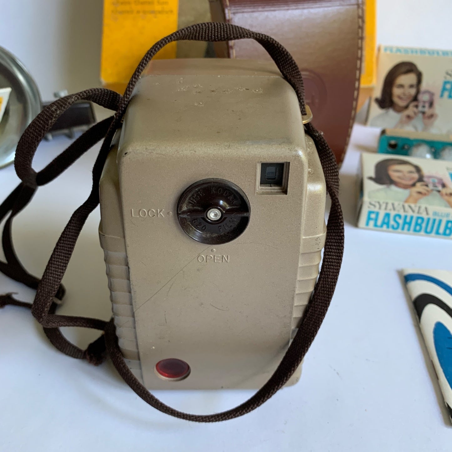 Kodak Brownie Bulls-Eye Camera Outfit In Box Flash Bulbs Leather Case