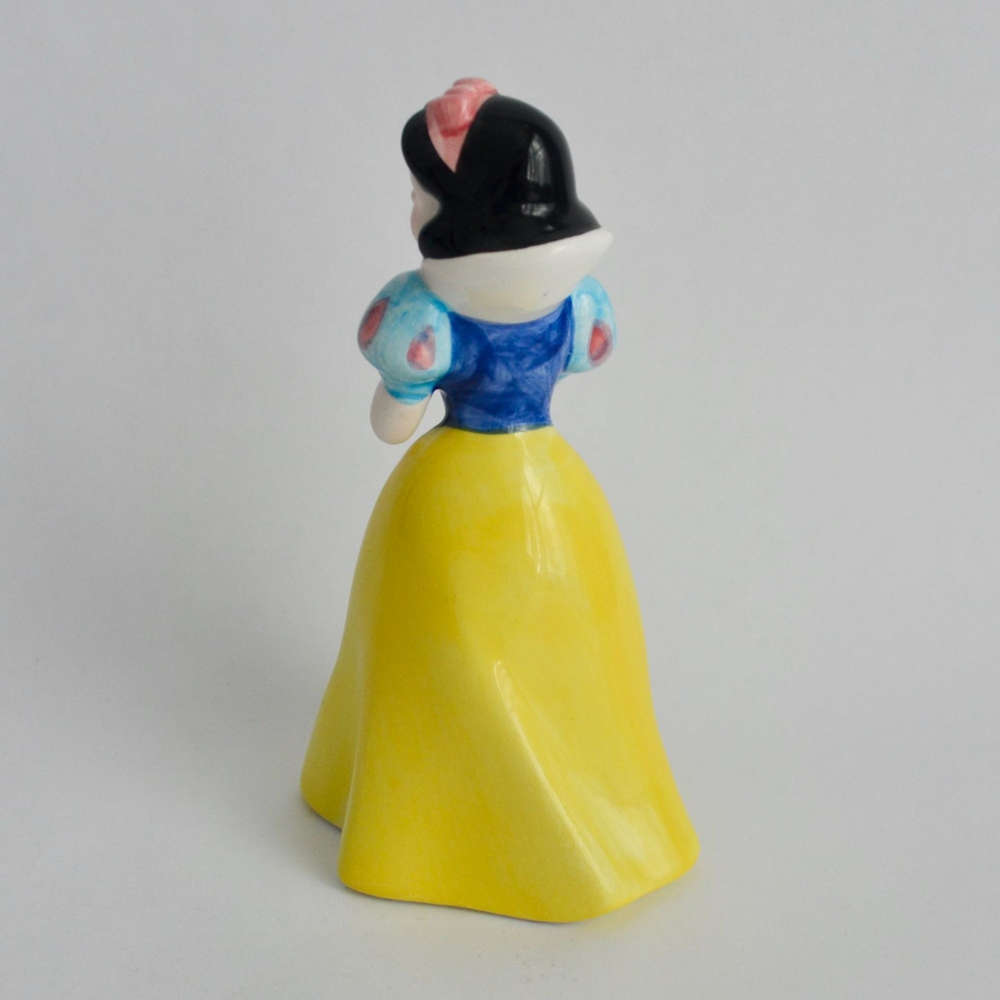Disney Japan Ceramic Snow White Figurine 5.5"