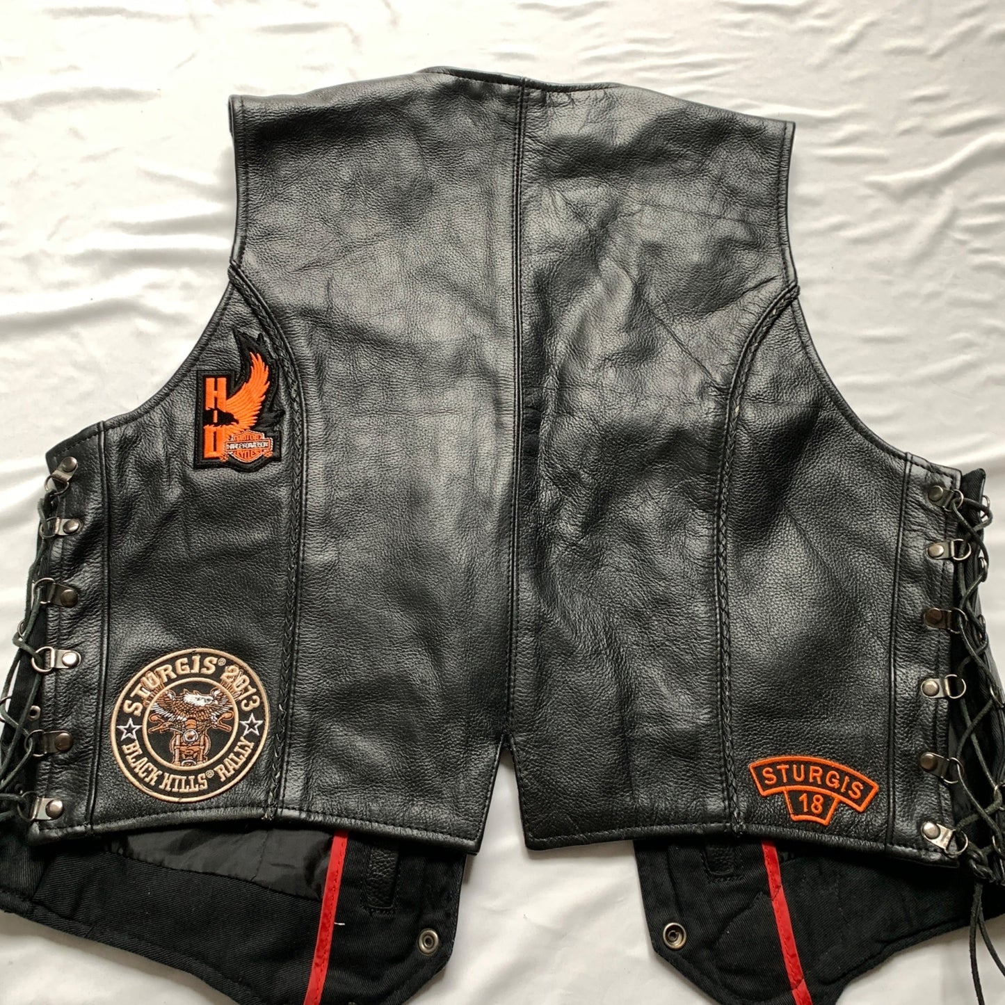 Milwaukee Women's Black Leather Motorcycle Vest XL Patches