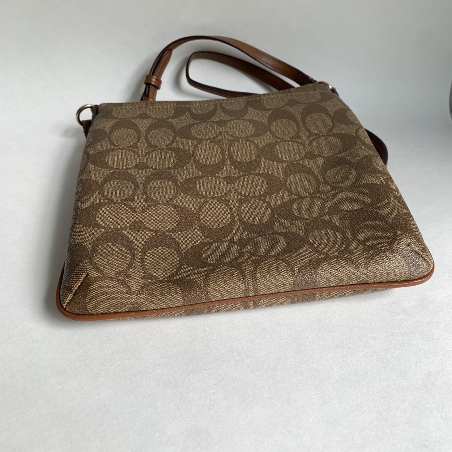 Coach Swingpack Signature Brown Tan Crossbody Bag F58309