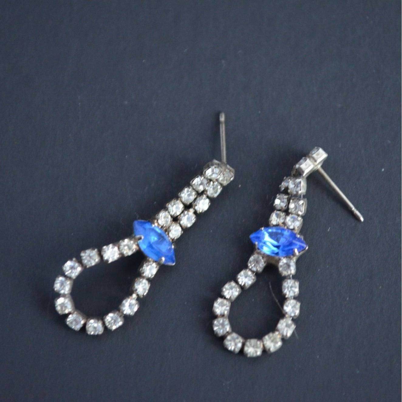 Vintage Rhinestone Dangle Earrings Blue Stone