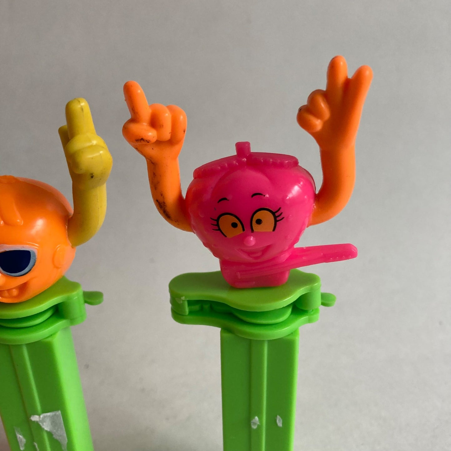 Lot 3- 1994 Albert Fun Flips Candy Dispensers Neon LIKE PEZ