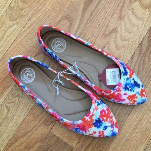 SO Hitide Pointed Toe Flats Multi New