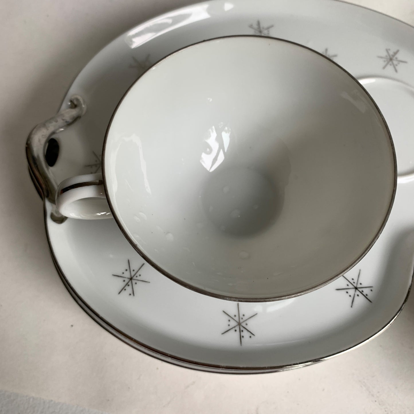 Vintage MCM Atomic Fine Snowflake Japan Stacking Plates and Mugs
