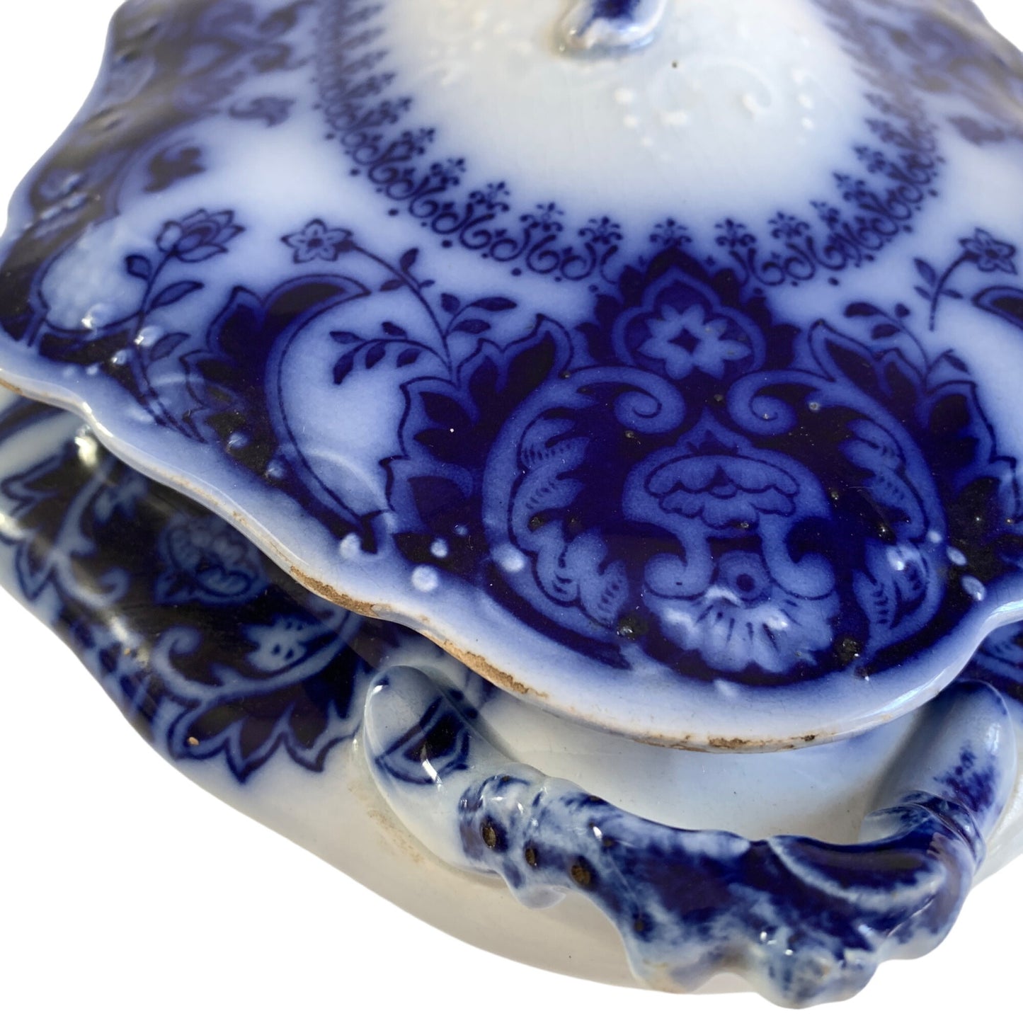 Florida Flow Blue Casserole Lidded Dish Johnson Bros BROKEN HANDLE