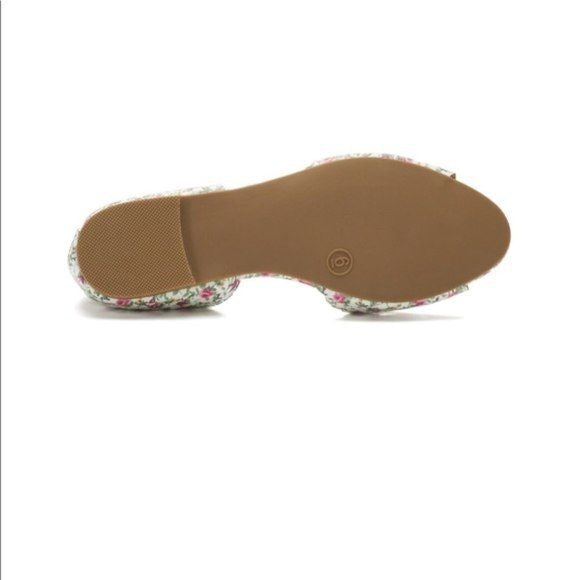 SO Loach Floral Flats Shoes New Size 8