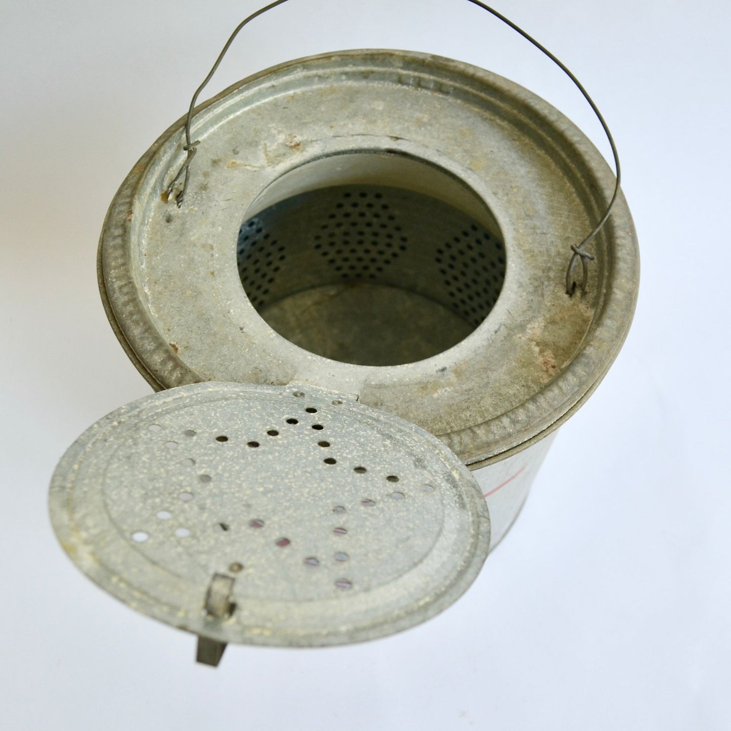 Vintage Frabill's Full FLoating Min-O-Life #480 Minnow Bucket w/ Insert!