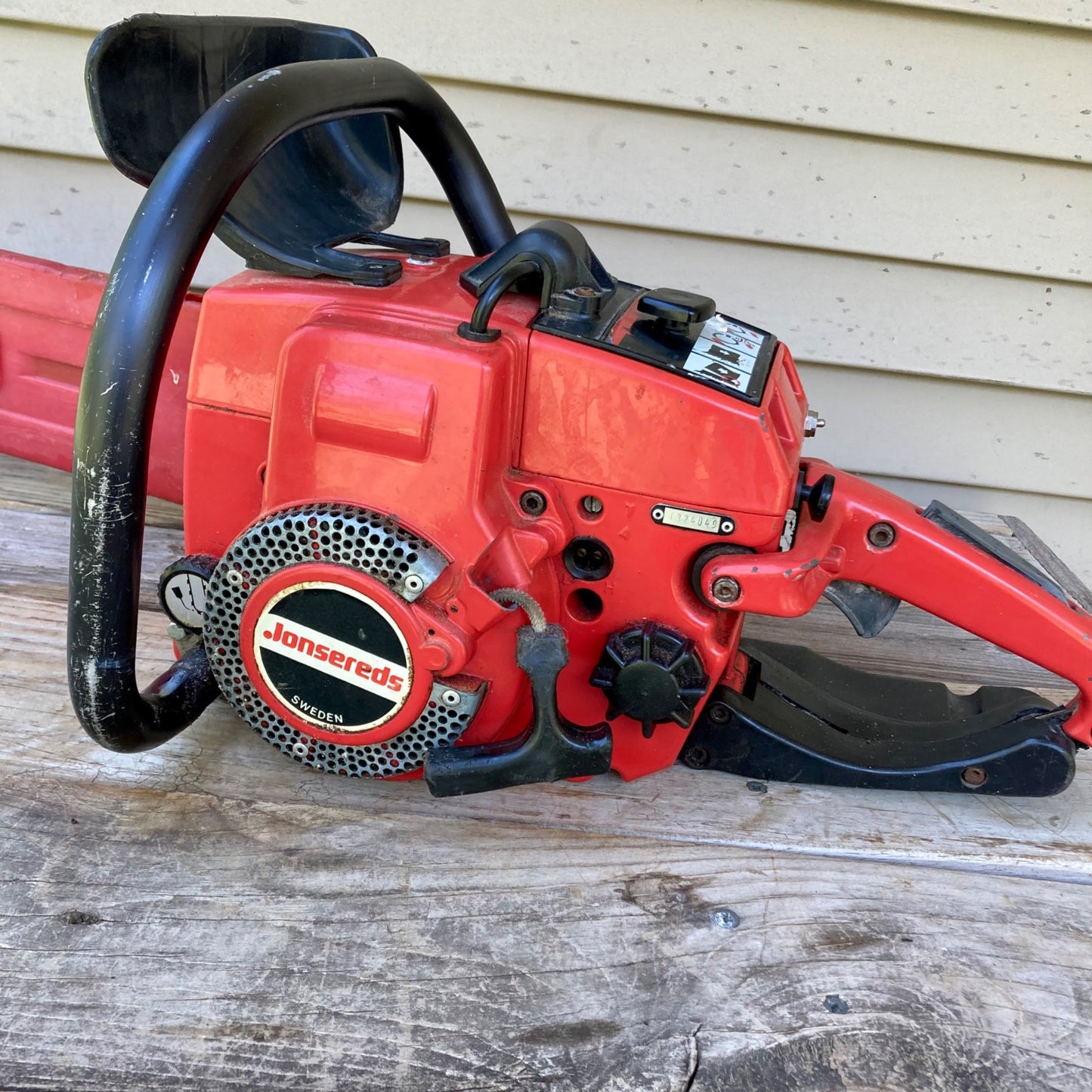 Vintage Jonsereds 49SP Semi-Pro Chainsaw with 16" Bar/Chain FOR PARTS OR REPAIR