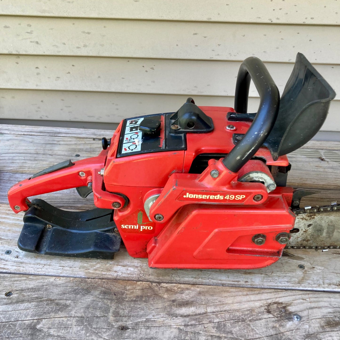 Vintage Jonsereds 49SP Semi-Pro Chainsaw with 16" Bar/Chain FOR PARTS OR REPAIR
