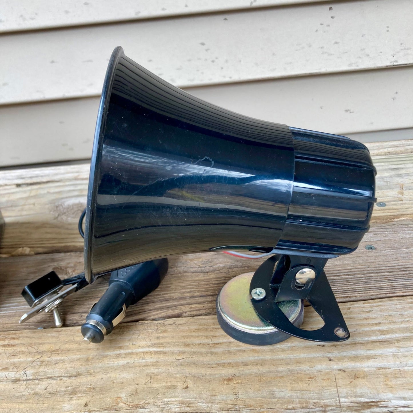 BearTrap SR30P Electronic Siren 12-volt Bear Trap Power Horn Siren WORKS!