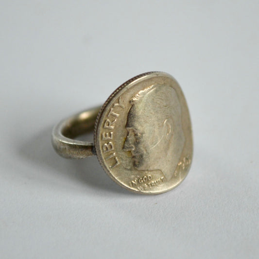 1965 US Dime Ring Vintage Size 3.5