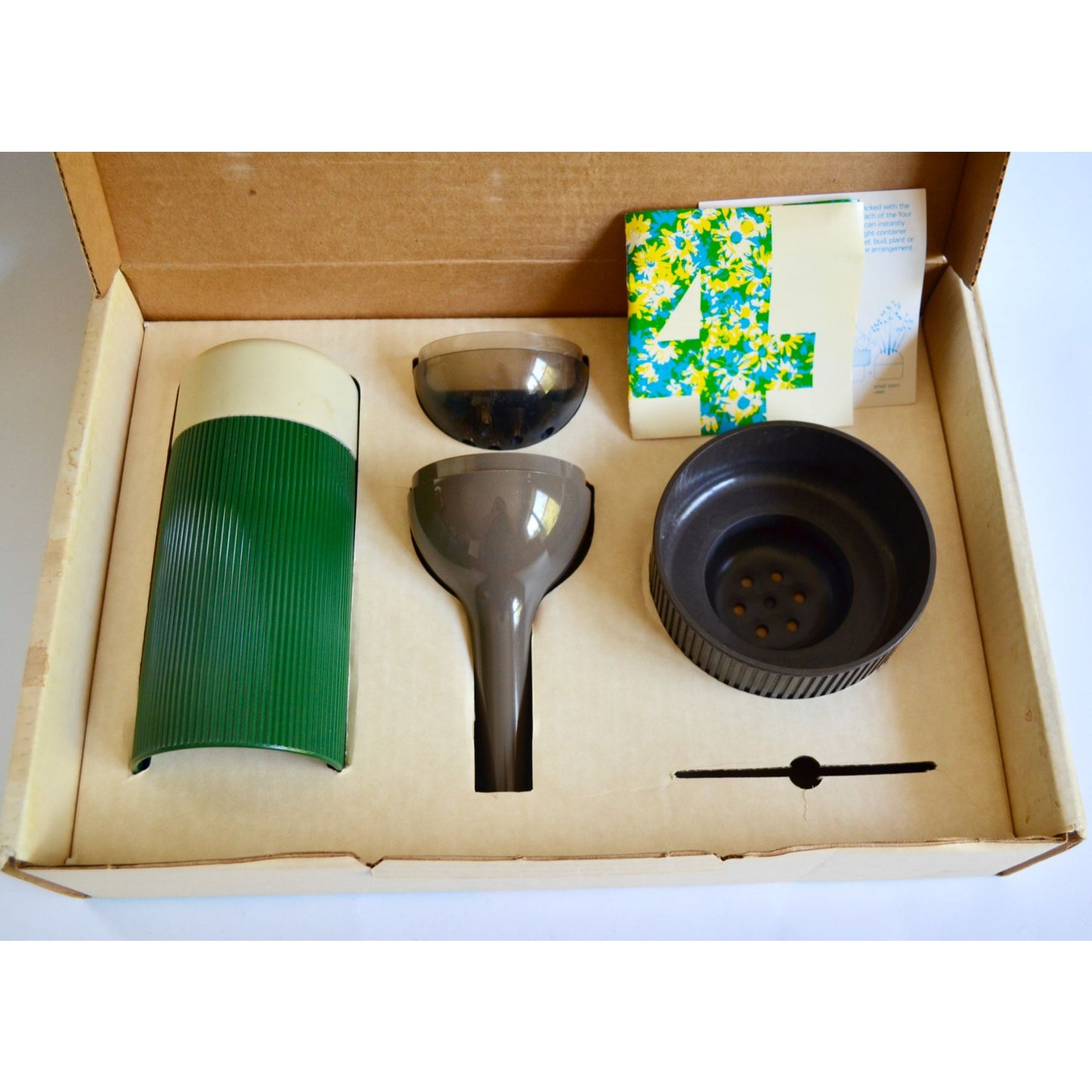 Amoco Four to One Plastic Vase Set In Original Box with Instructions