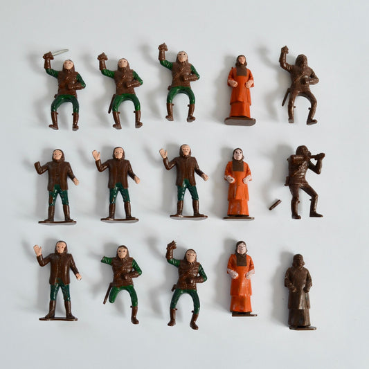 Lot Vintage Planet of the Apes Mini Figures Toy Figurines MOST BROKEN
