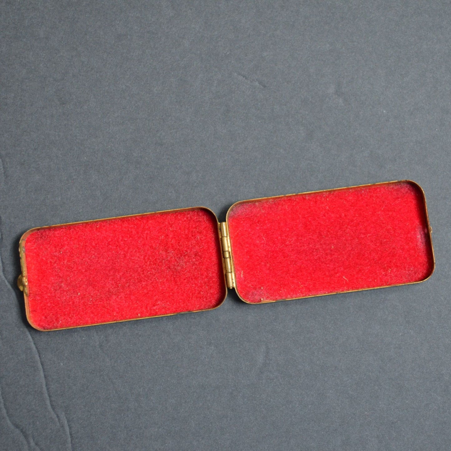 Vintage Brass Charge Plate Case Red Velvet Lined