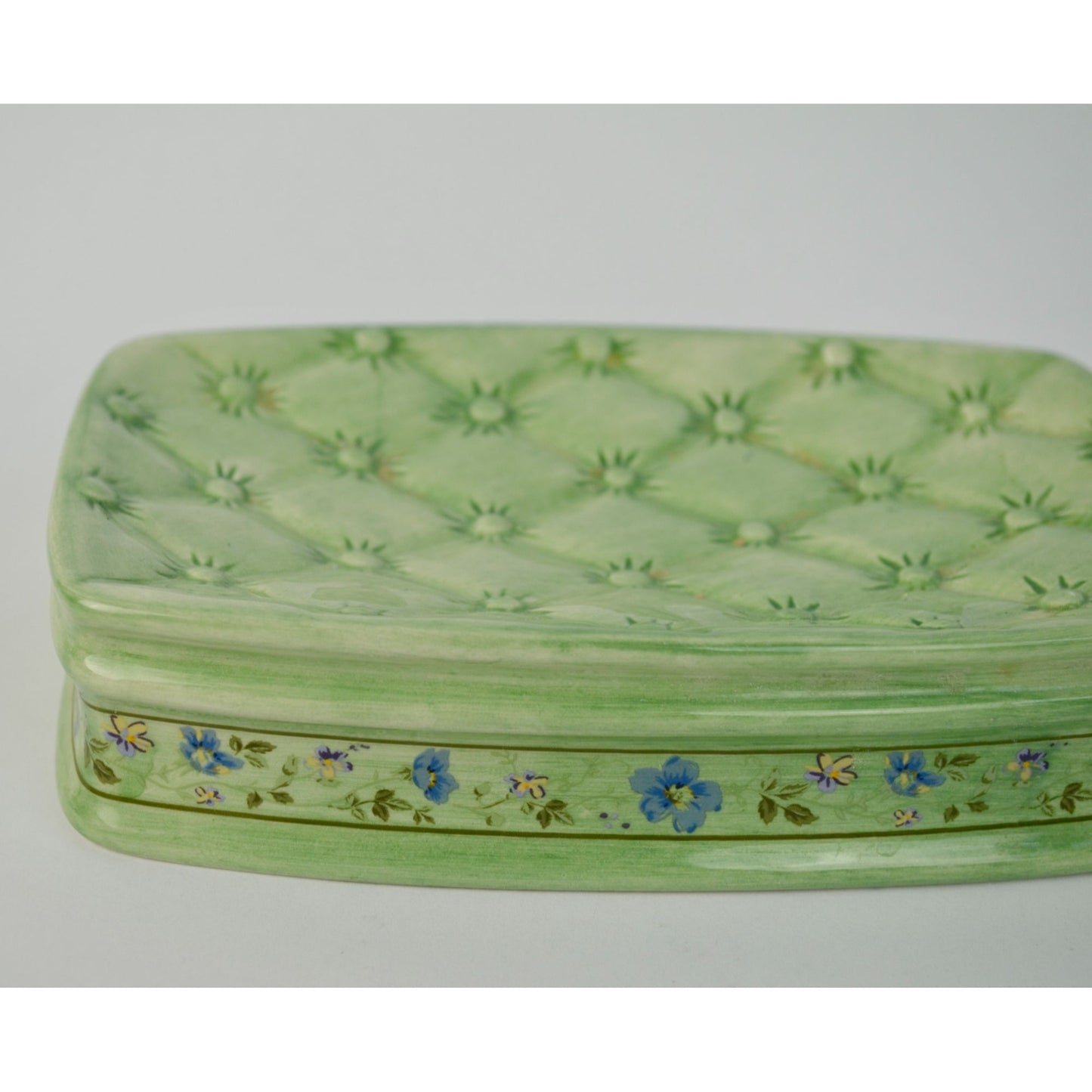 Laura Ashley Handpainted Spring Bloom Soap Dish Quilted Design Green Floral