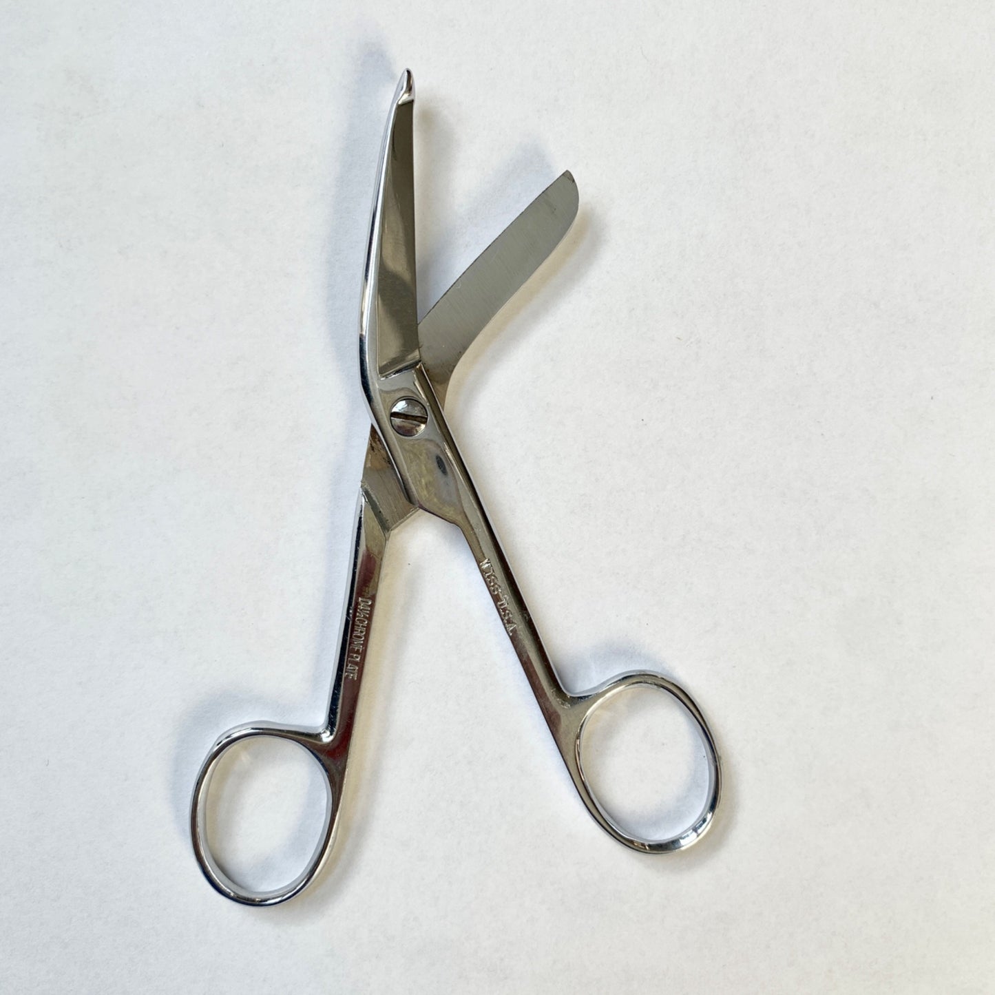 Wiss USA Vintage Bandage Scissors Chrome Plate Angled 5"