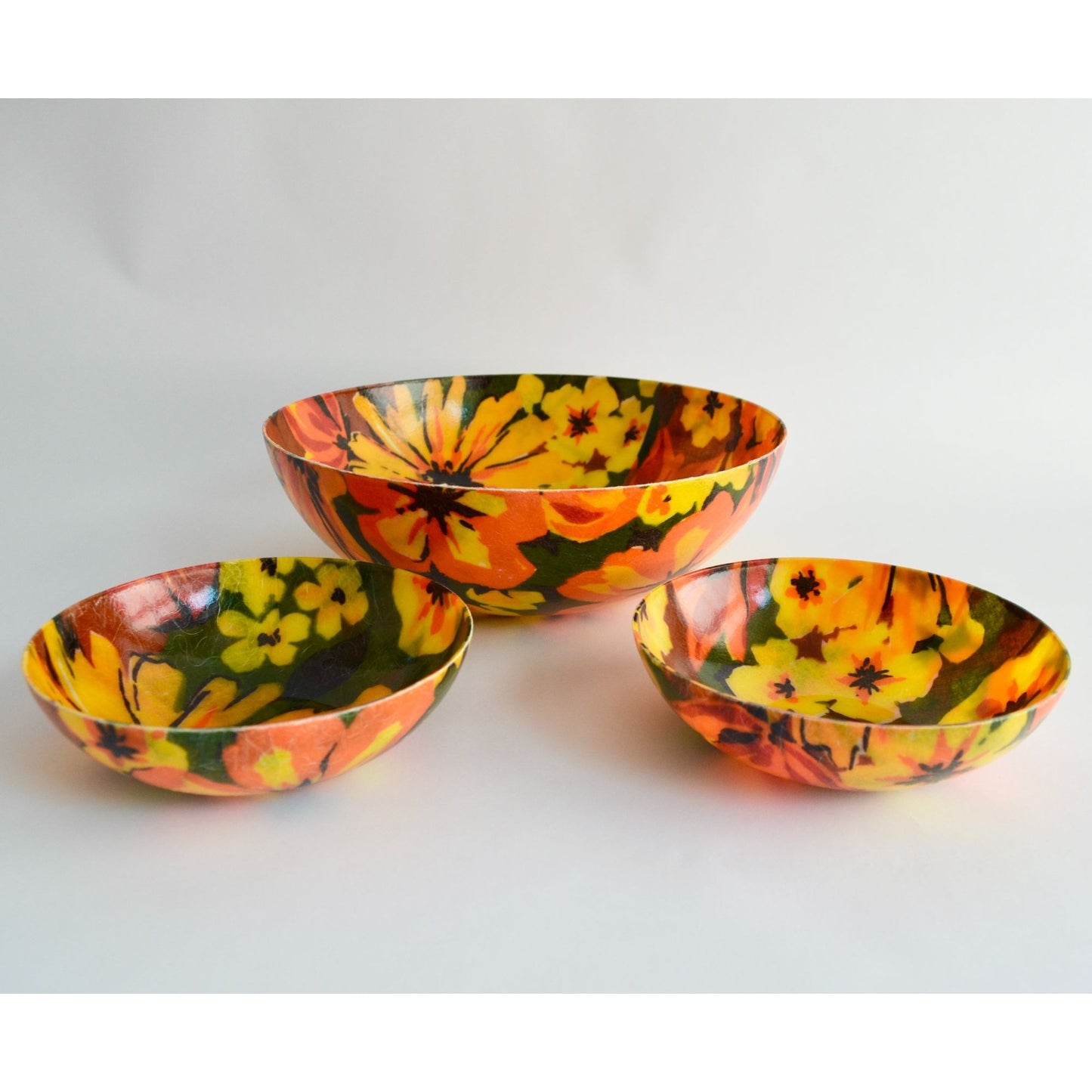Vintage MCM Floral Flaming Tropical Fiberglass Serving & Salad Bowls Set of 3