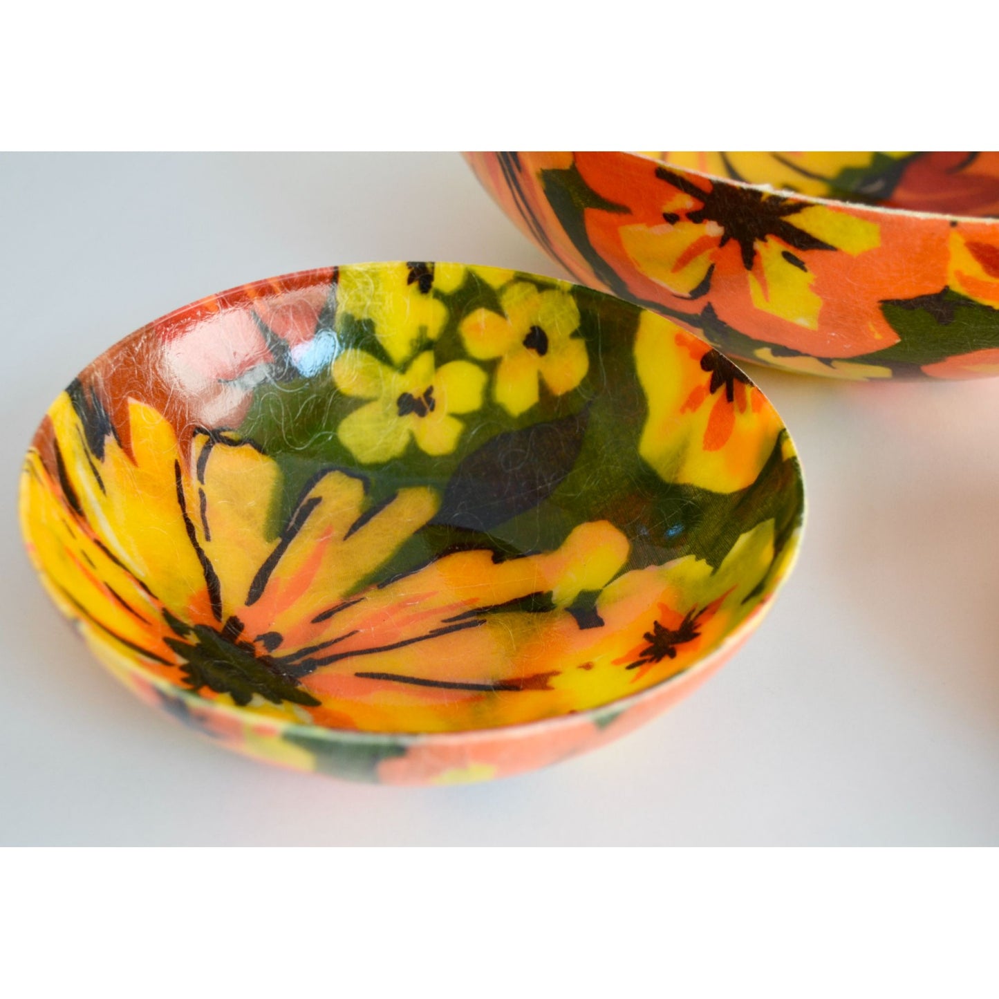 Vintage MCM Floral Flaming Tropical Fiberglass Serving & Salad Bowls Set of 3