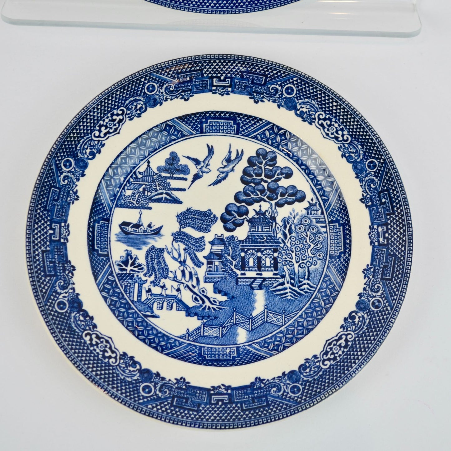 Johnson Bros England Blue Willow Bread Plates Lot of 2 6.25"