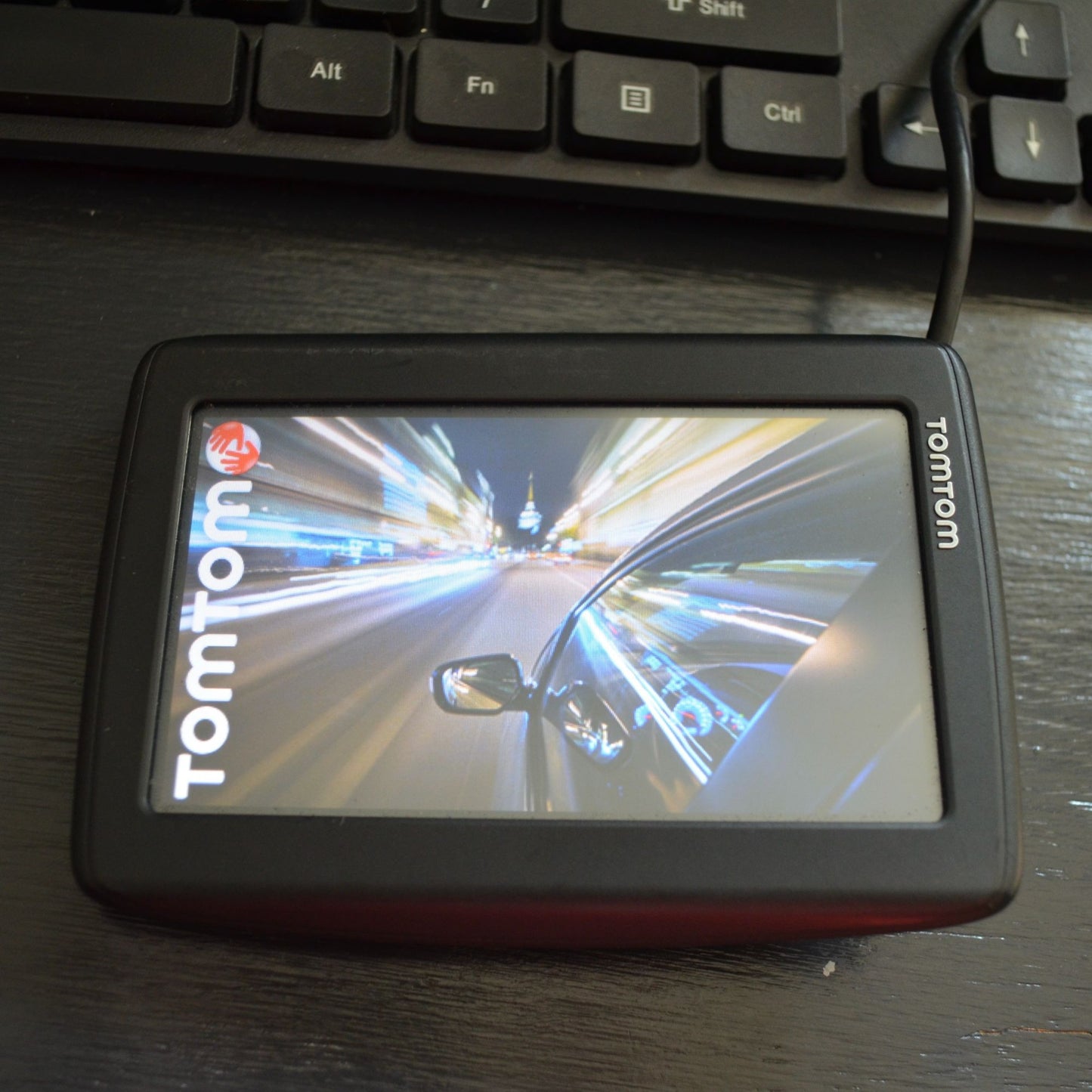 Tom Tom 4EN42 GPS VIA In Original Box TESTED WORKING