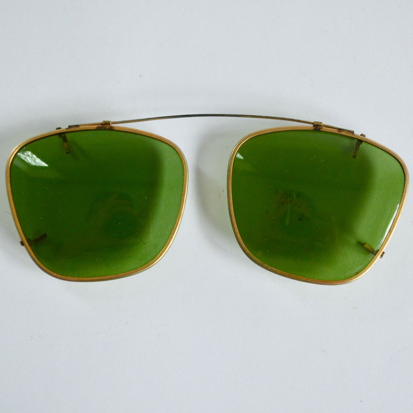 Vintage Polaroid Clip-On Sunglasses Green Glasses w/ Fidelity USA Case