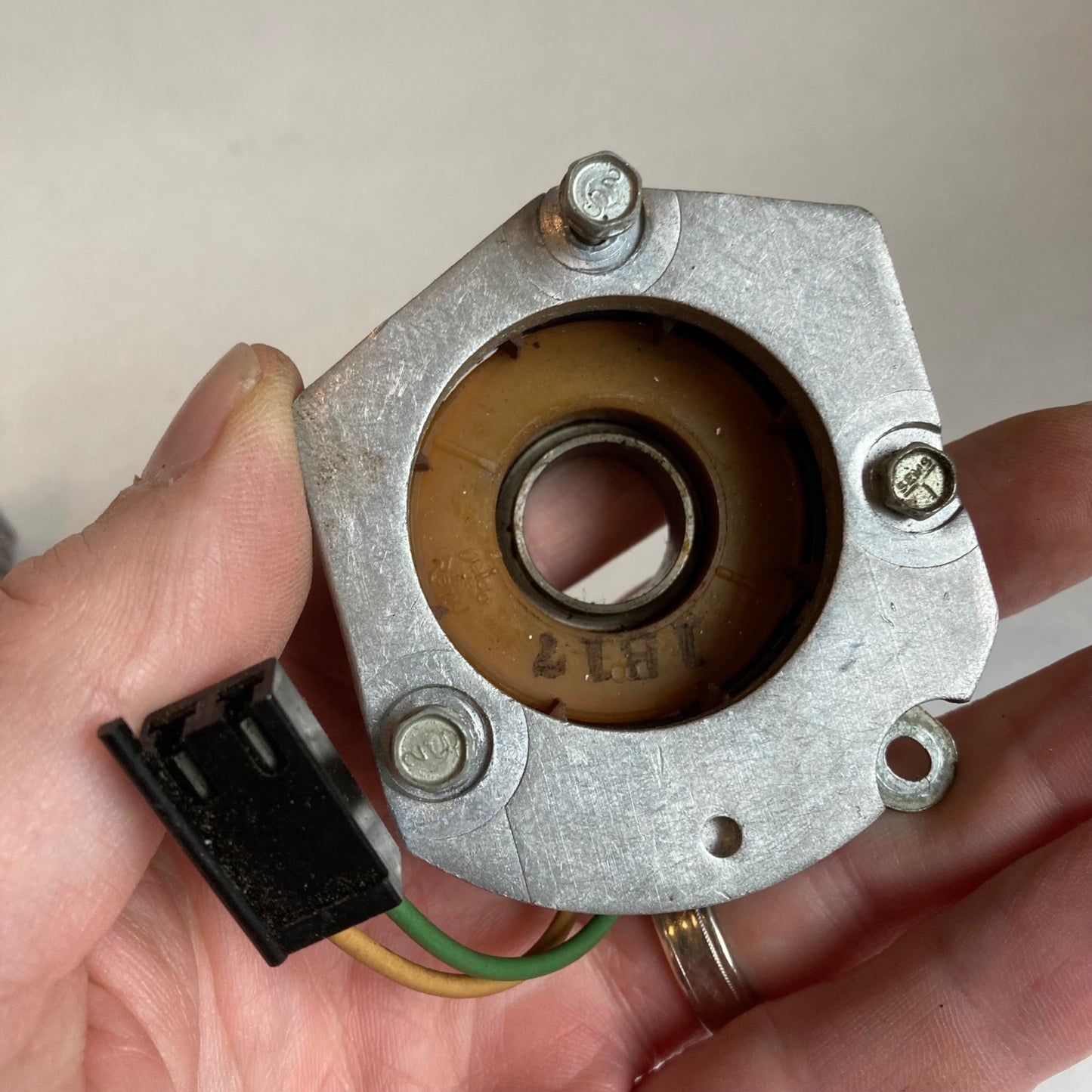 1980-1983 GM DR-441 Pole Piece Niehoff Ignition Parts UNTESTED