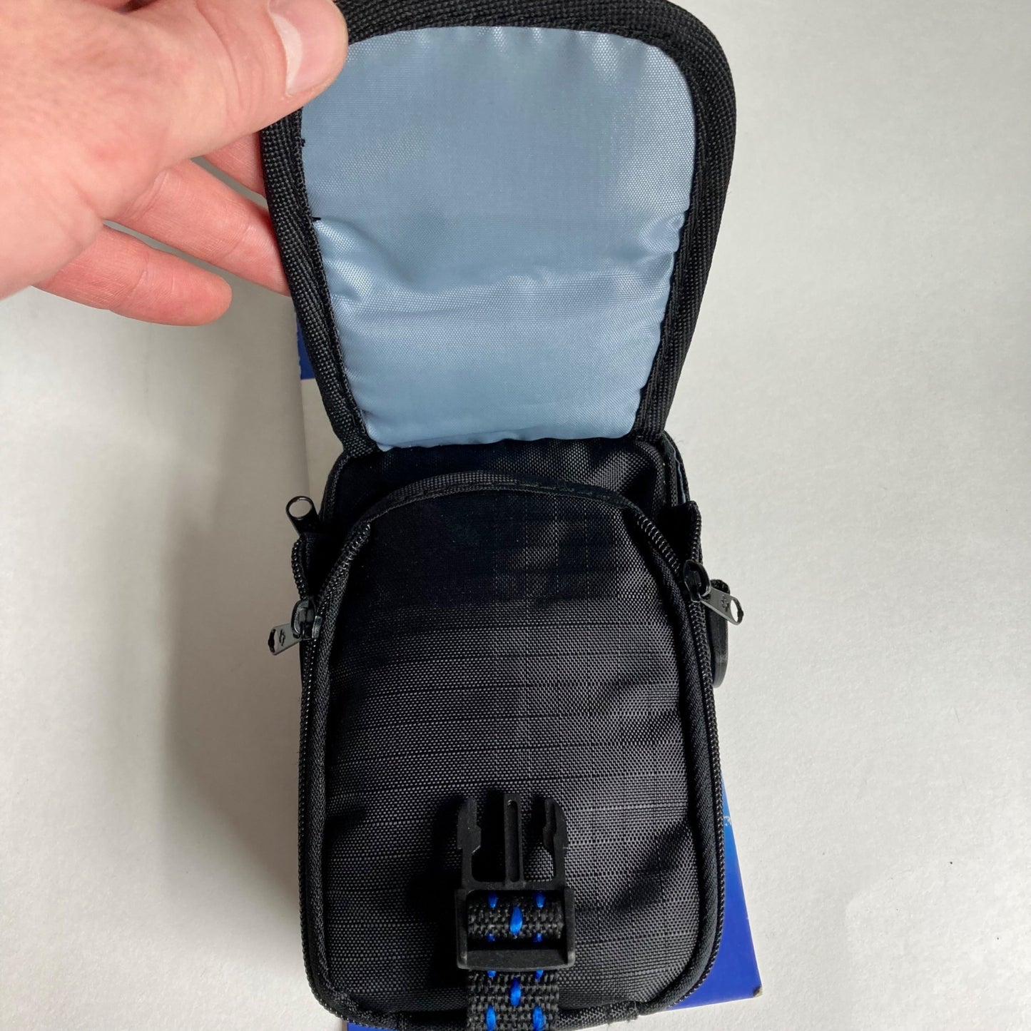Samsonite 803BK Photo Bag 5-Pocket Small Camera Case w/ Shoulder Strap NEW!