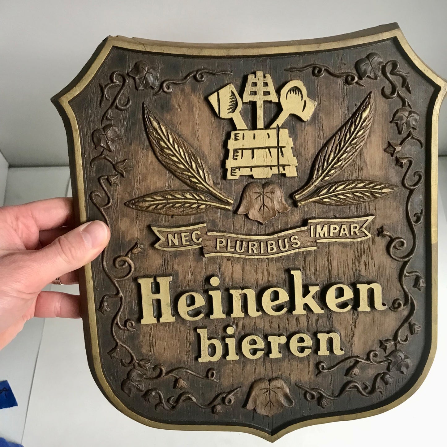 Heineken Bieren Wall Plaque Beer Sign Faux Wood "Nec Pluribus Impar"