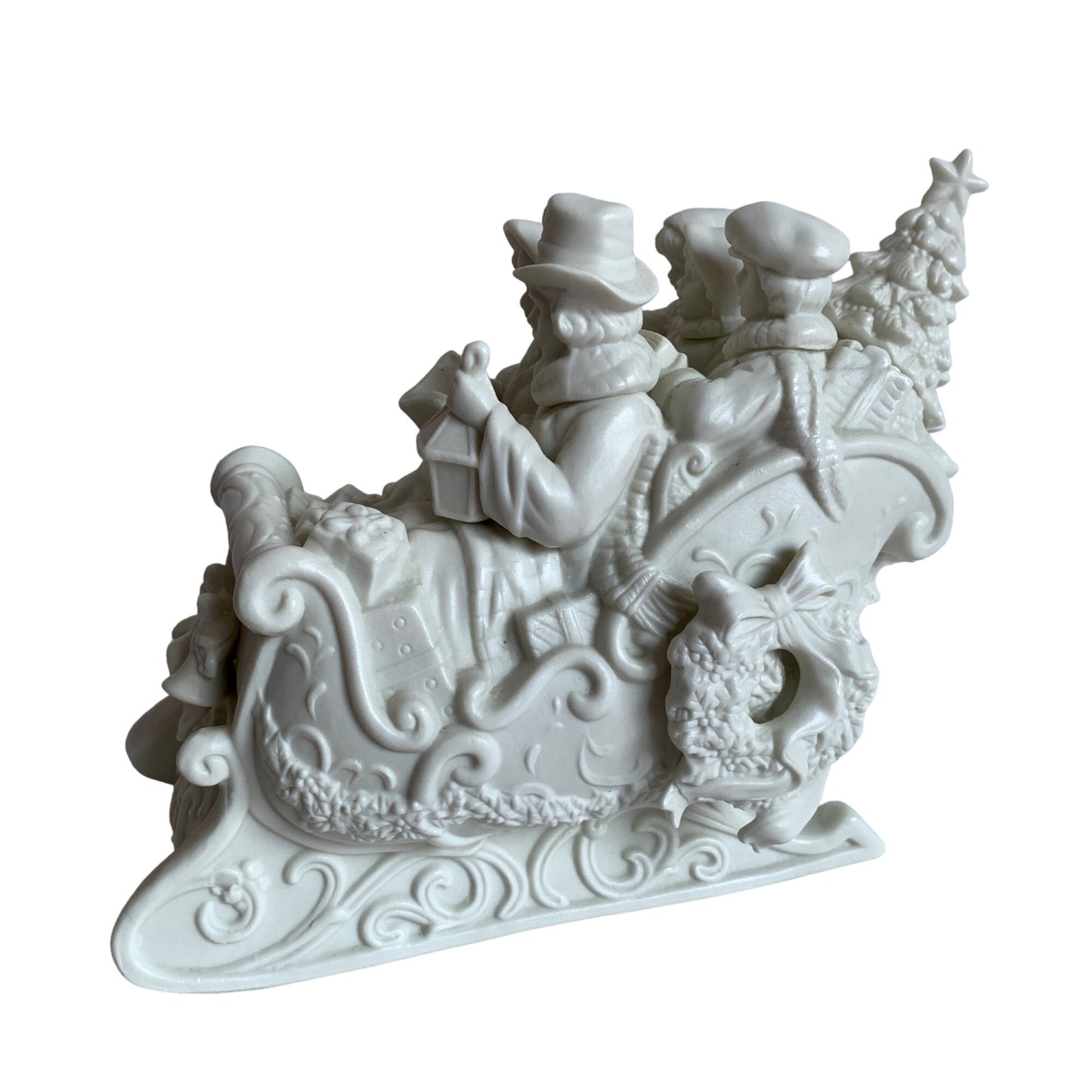 Vintage Caroler's in Sleigh White Musical Music Box
