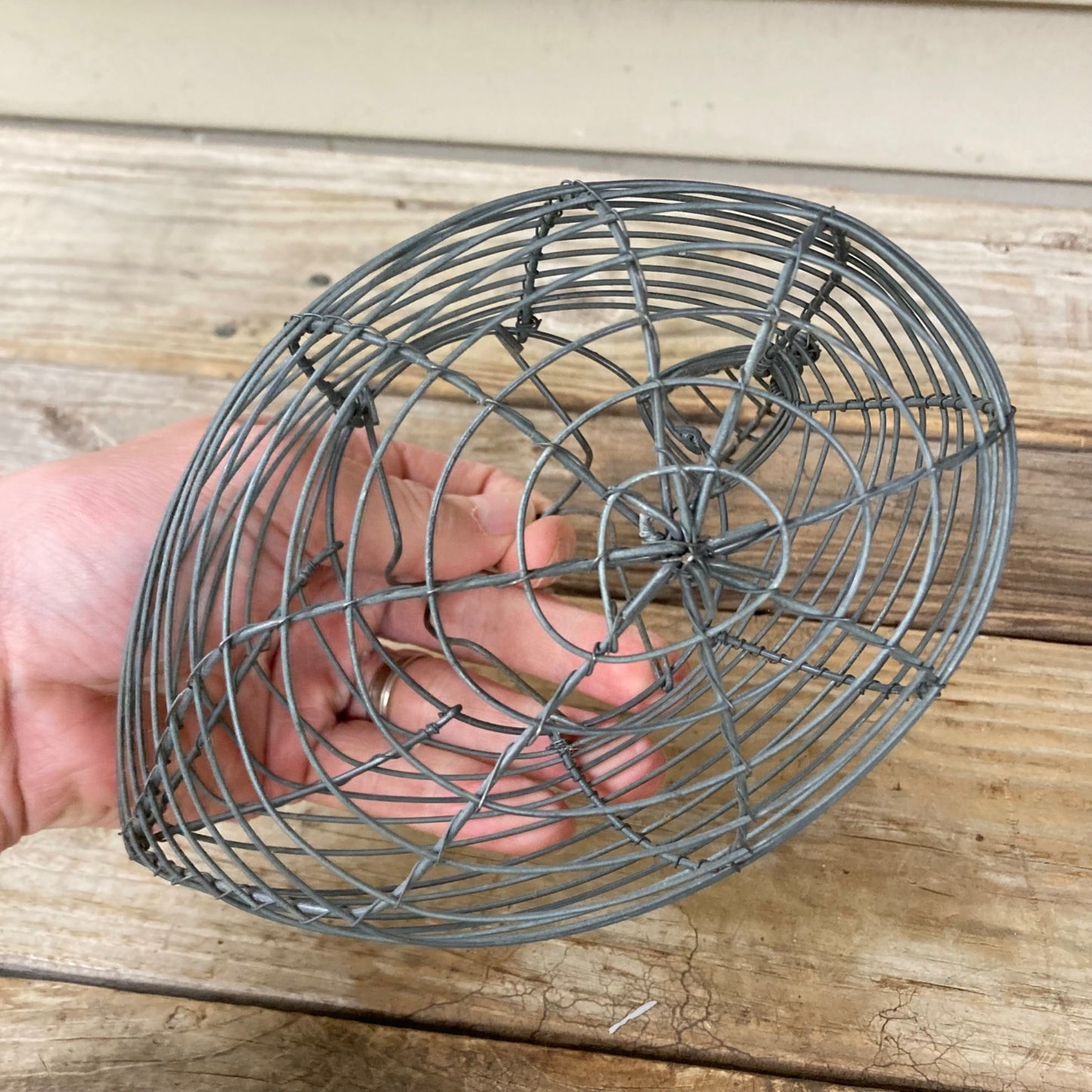Galvanized Wire Chicken Egg Basket Metal Carrying Gathering Basket Small