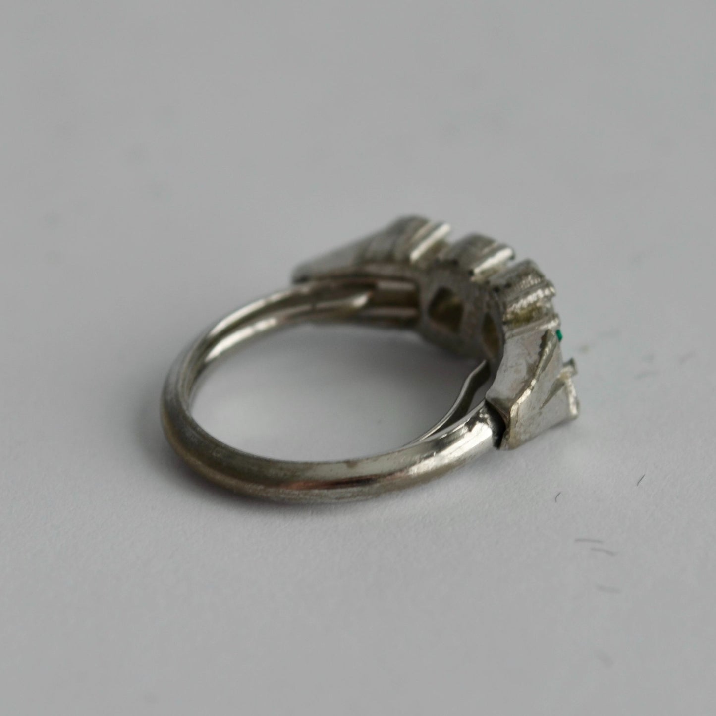 Avon Vintage Ring Silver Green White CZ Size 5.5