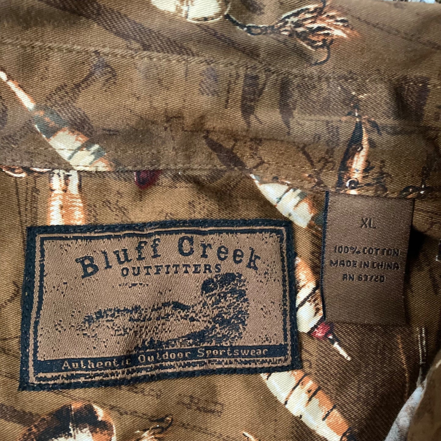 Bluff Creek Outfitters Vintage Fishing Long-Sleeve Shirt Men's Size XL