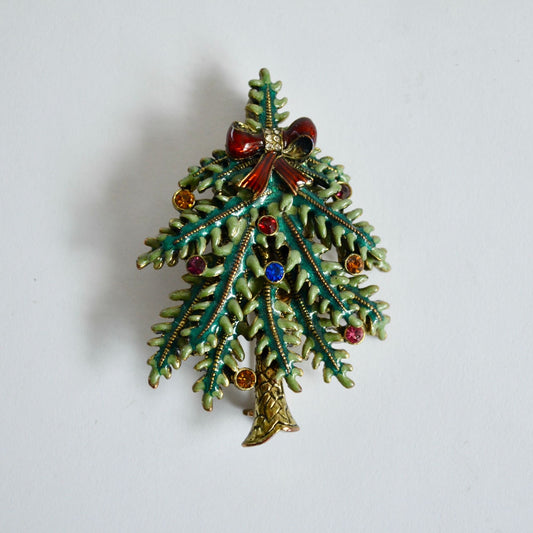 Avon 2004 1st Annual Rhinestone Enameled Brooch Pin Christmas Tree Signed