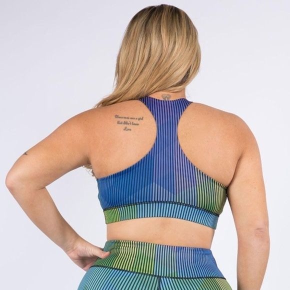 Women's Plus Size Geometric Pinstripe Athletic Sports Bra XL