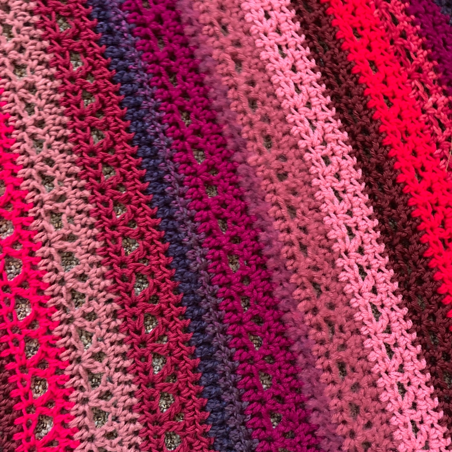 Red Pink Purple Stripes Afghan NEW 55 x 40.5"