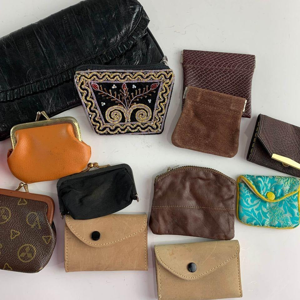 Large Lot of Vintage Women’s Coin Purses