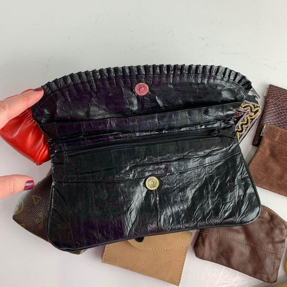 Large Lot of Vintage Women’s Coin Purses