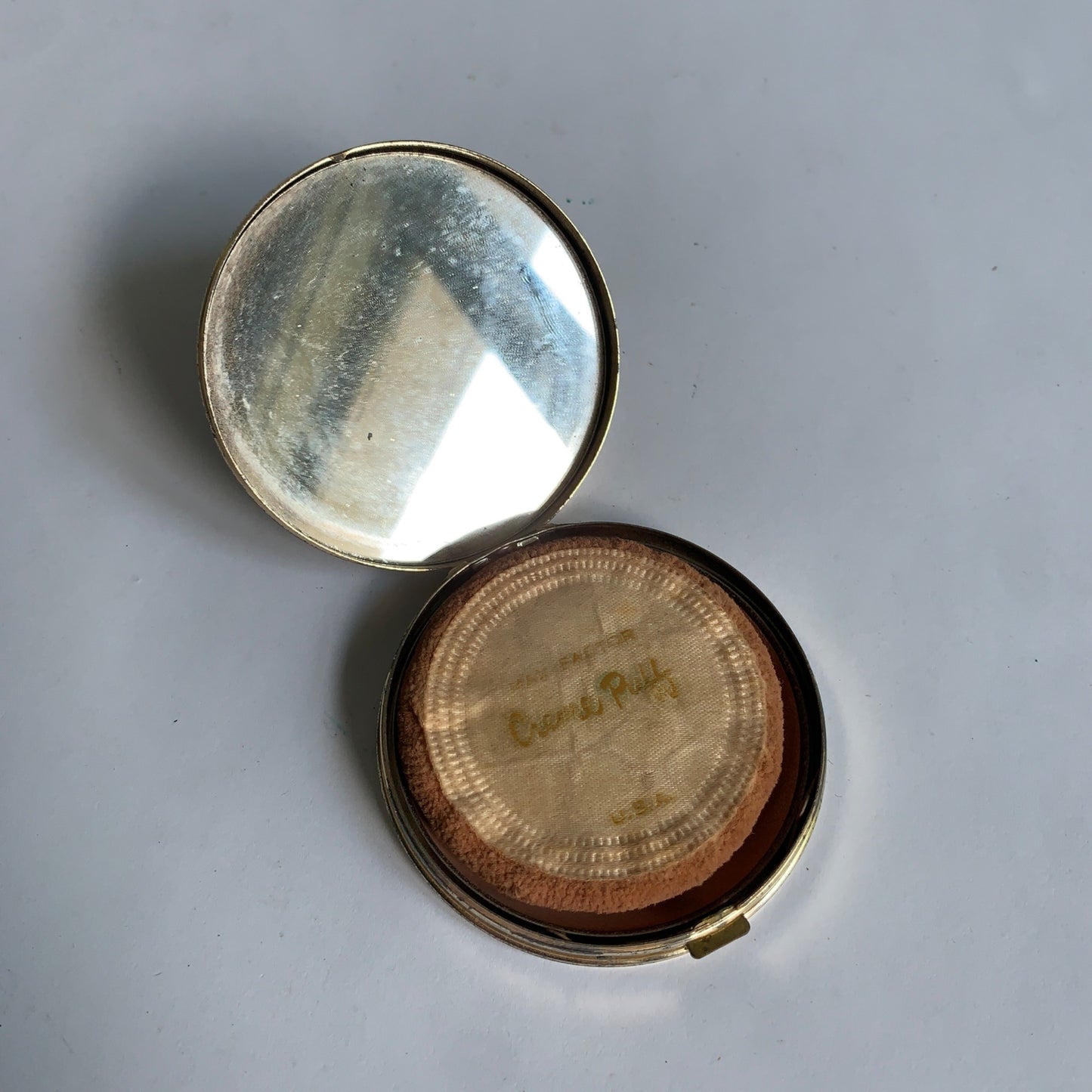 Max Factor Vintage Gold Toned & Black Eagle Crown Detail Compact Metal