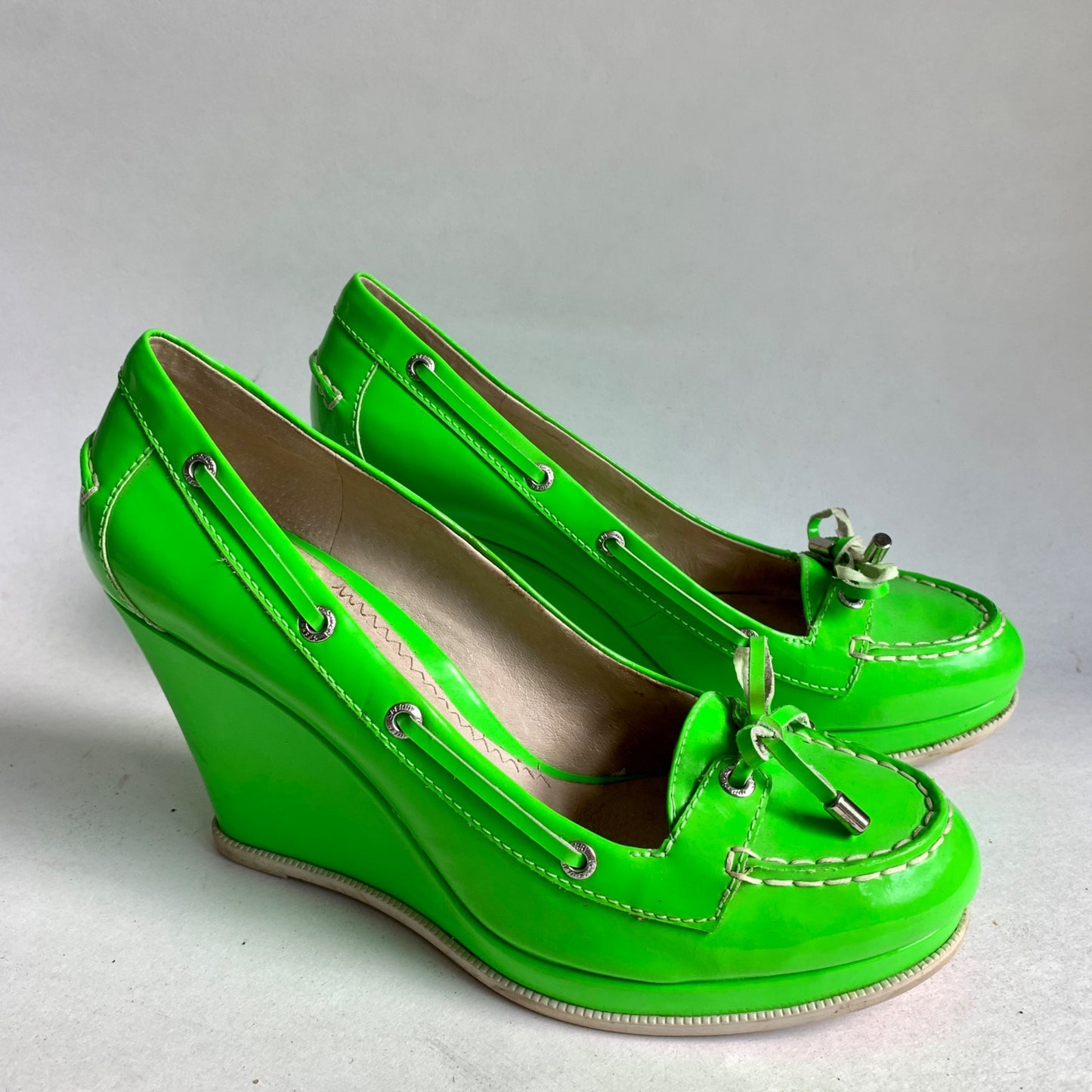 Sperry Top Sider Jeffrey Neon Green Wedge Pumps Size 9M